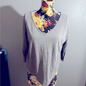Victoria Secret V Neck new with tags
